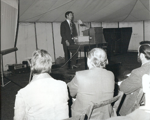 1977 Karl Linklater, Senior VIO, St Boswells VI Centre, organiser of the Sheep Fair, introduces a session in the marquee